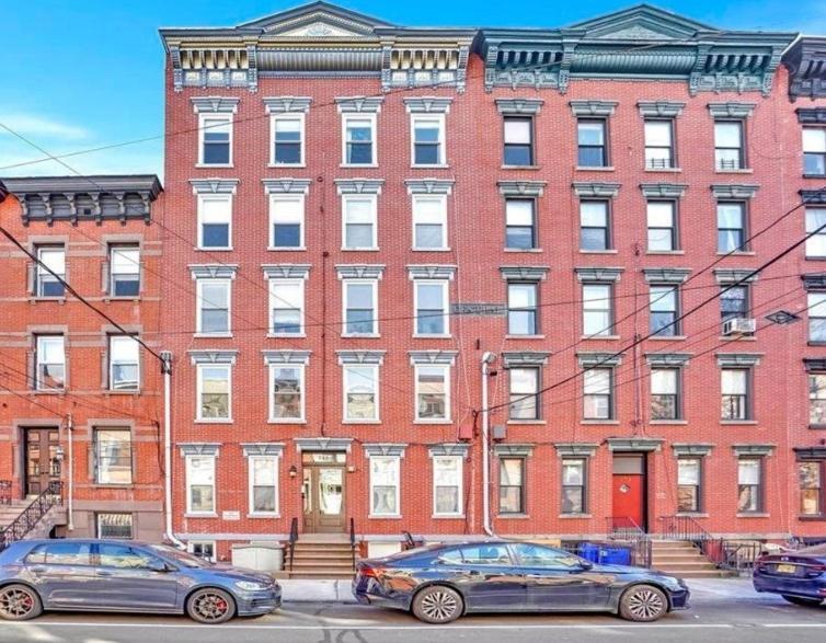 Garden Street Retreat Close To Nyc Sleeps 6 Hoboken Zewnętrze zdjęcie